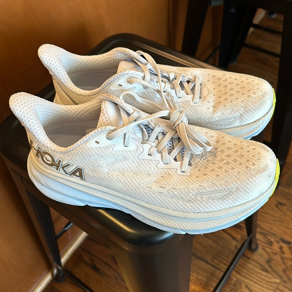 Women’s Hoka Clifton 9